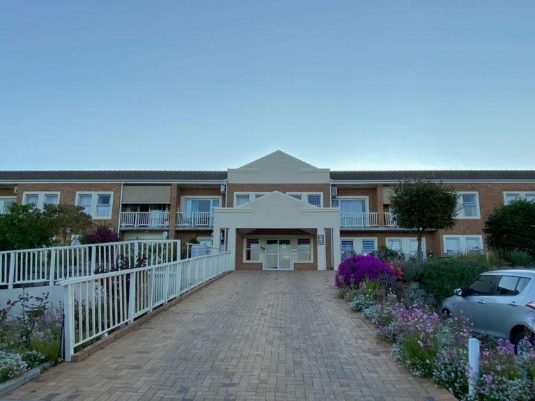 Meerenbosch main building