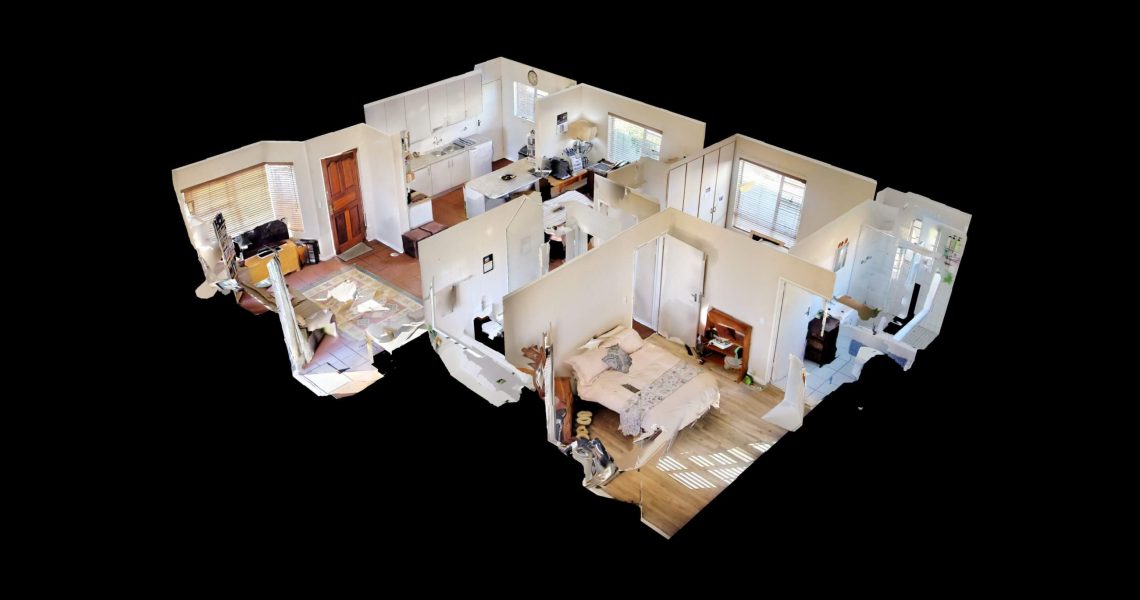 Casa-Bello-Crescent-Dollhouse-View