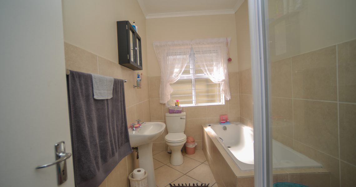 Property in Brackenfell-11