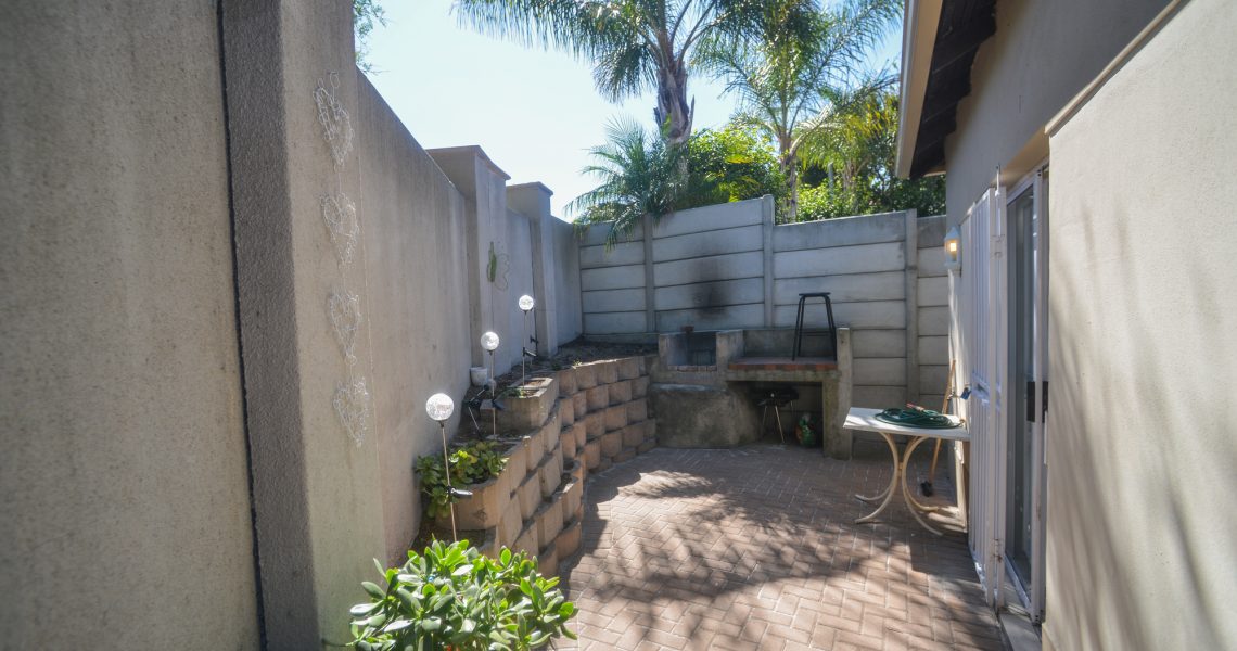 Property in Brackenfell-6
